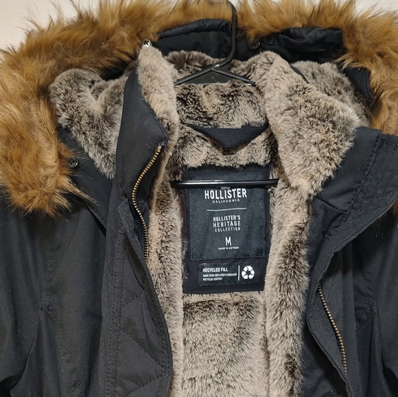 Teddy-Lined Black Parka - Picture 5 of 12